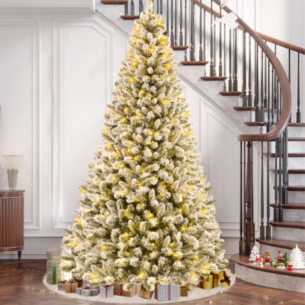 Yexmas 6ft Snow Flocked Christmas Tree, Pre-Lit Artificial White Christmas Tree with 1000 Branch Tips、300 Warm White Lights、48 Inch Faux Fur Christmas Tree Skirt White - Image 3