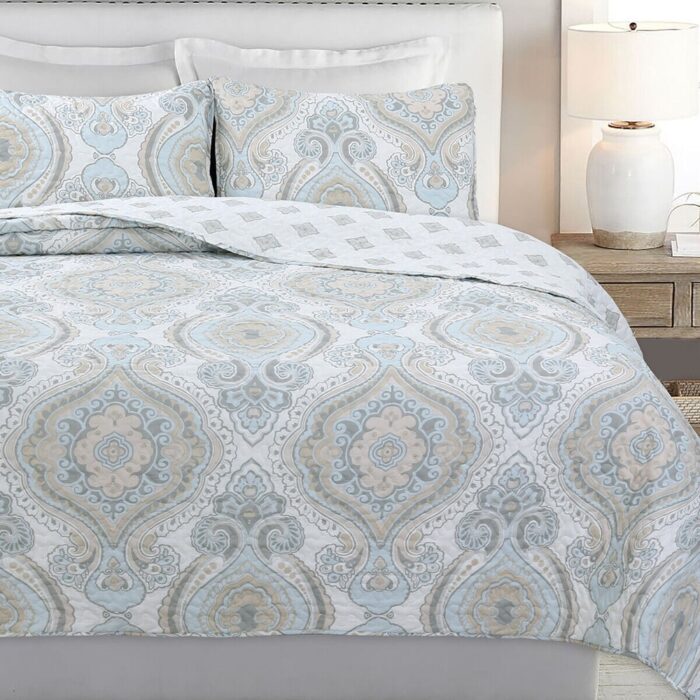 Full/Queen Medallion Reversible Quilt Set Sky Blue Tan Gray - Image 2