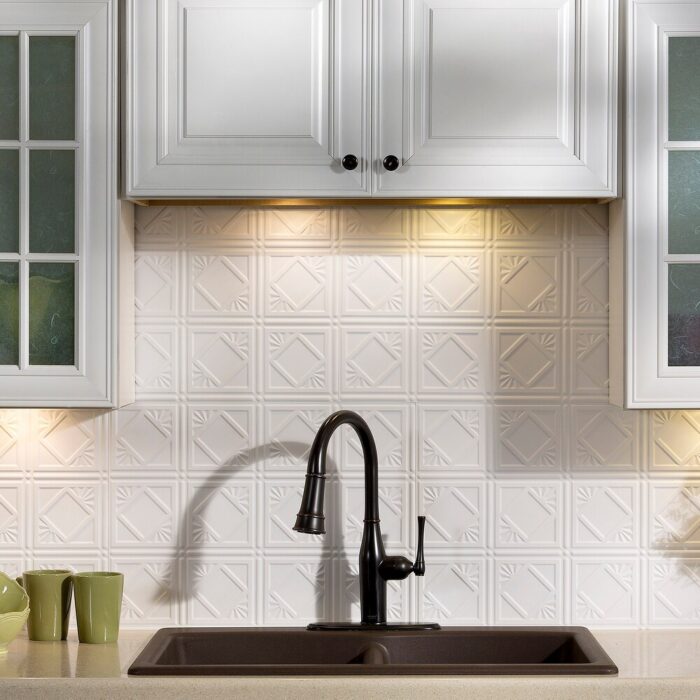 FASÄDE Traditional Style 4 Decorative Vinyl Backsplash Panel