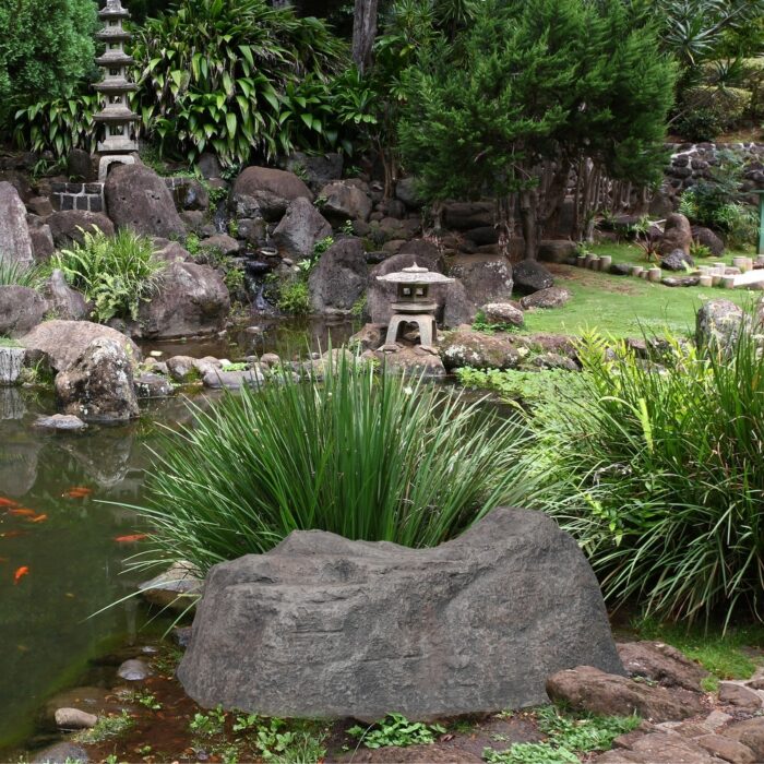 Outdoor Artificial Diamond Rock for Gardens, Lawns, and Landscapes - Image 2