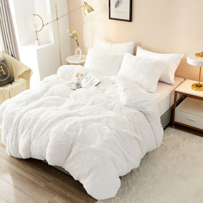 Warm Plush Shaggy Fur Duvet Quilt with Pillowcases Twin White