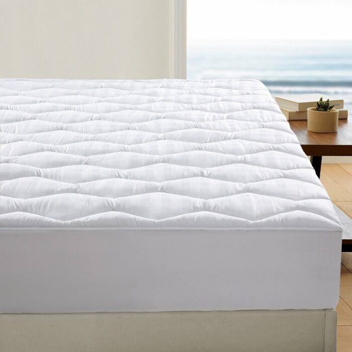 Quilted White Down Alternative Mattress Pad - Image 2