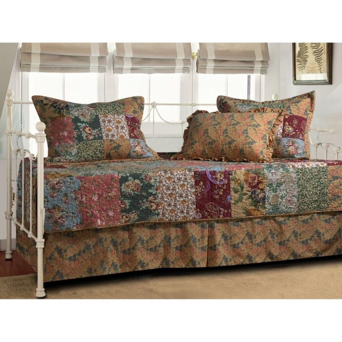 Vintage-Inspired Floral Daybed Bedding Set - 5-Piece Ensemble - 75 x 39 x 1 inches