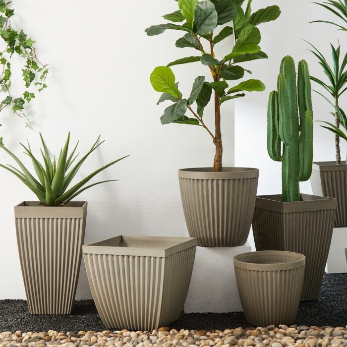 Glitzhome Set of 2 Eco-Friendly Oversized Faux Concrete Fluted Plant Pots - Image 2