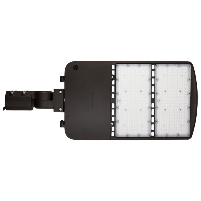 LED Area Light Type IV 240W Bronze Finish 4000K 120-277V - Image 2