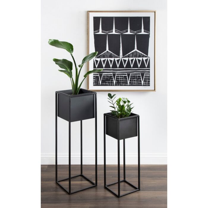 Kate and Laurel Palade Free Standing Metal Planter Set