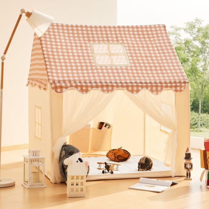 Kids Play Tent with Padded Mat, Pennant Banners, Fairy Lights
