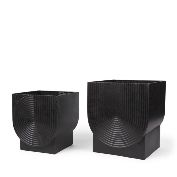 Medina Antiqued Black Metal Planters (Set of 2) - 9.5L x 9.5W x 11.0H