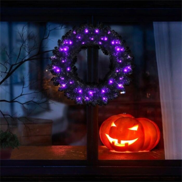 24 Inch Pre-lit Halloween Wreath with 35 Purple LED Lights - Image 2