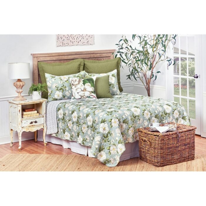 Magnolia Garden Quilt Set