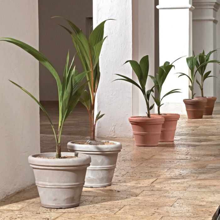 Brunello Classic Round Planter