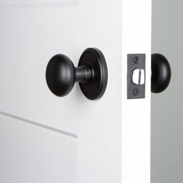 Ageless Iron Loch - Rustic Cast Iron Privacy Door Knob Set with Keep - Image 2