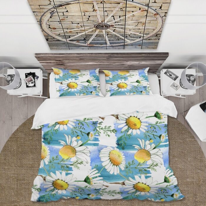 Designart 'Wild Spring Chamomile Flowers' Traditional Duvet Cover Set - Image 2