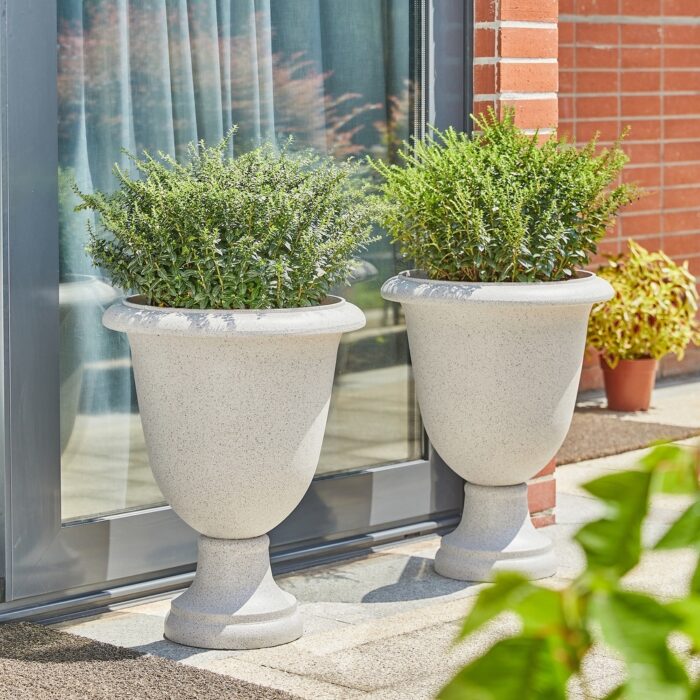 Glitzhome Set of 2 Modern Oversized Eco-Friendly PE Faux Terrazzo Urn Planter