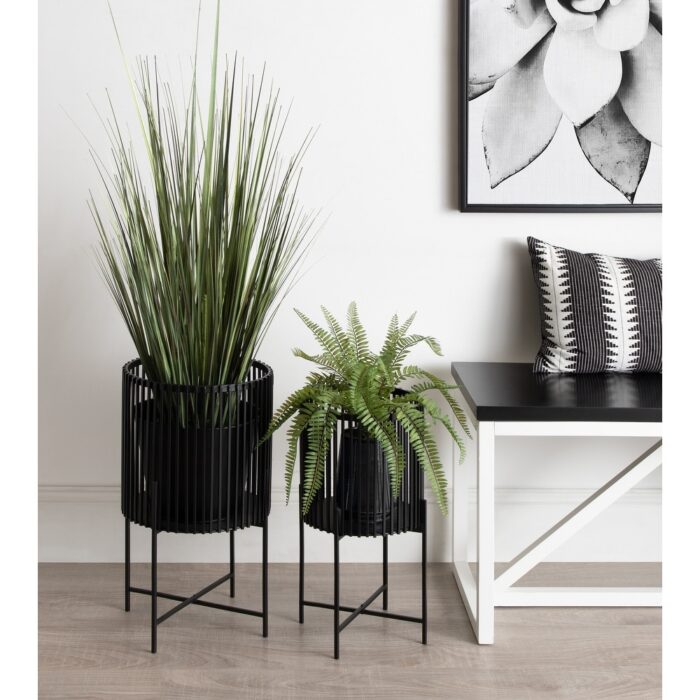 Kate and Laurel Paynter Metal Floor Planter Set - 2 Piece