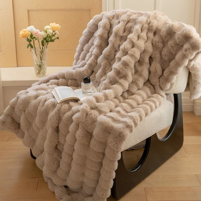 Faux Rabbit Fur Throw Blanket Washable Cute Plush Fuzzy Blanket